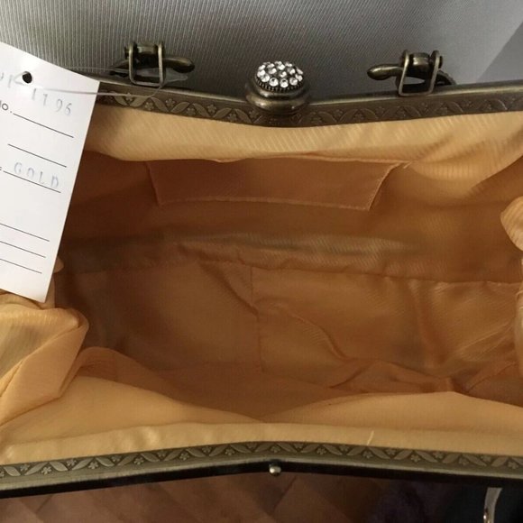 Beautiful Vintage Evening Bag by "Red Coral" Elegant Style NWT - Picture 2 of 11